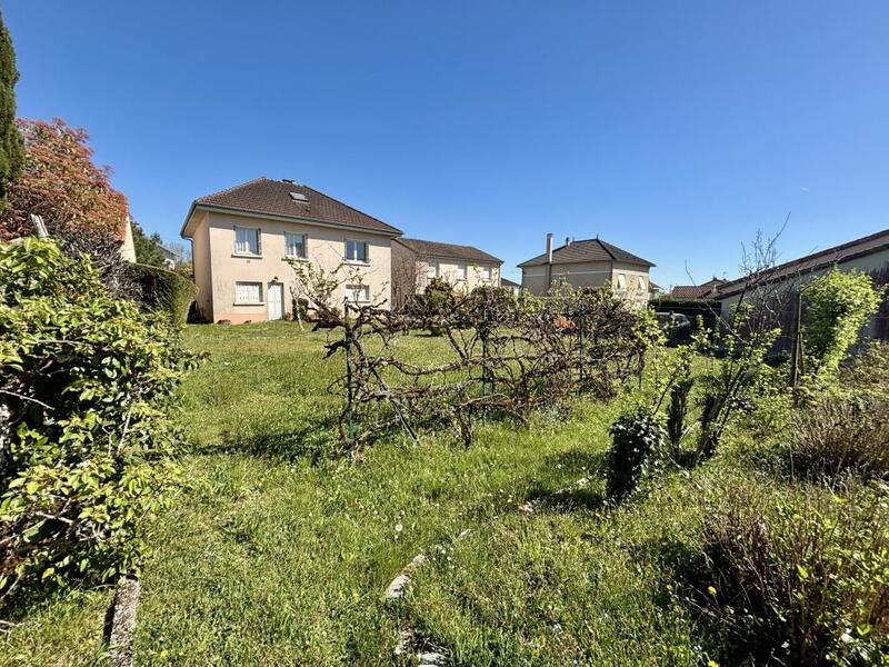 Maison - 104 m² - 5 pièces