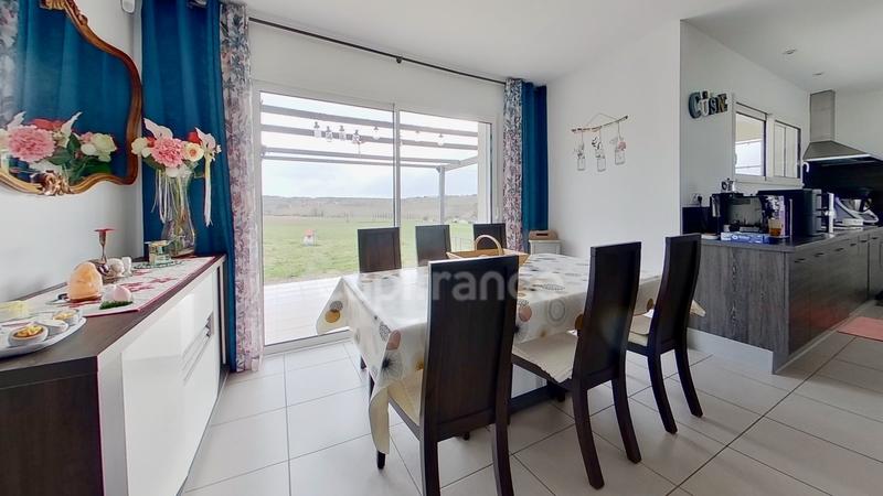 Maison - 82 m² - 4 pièces