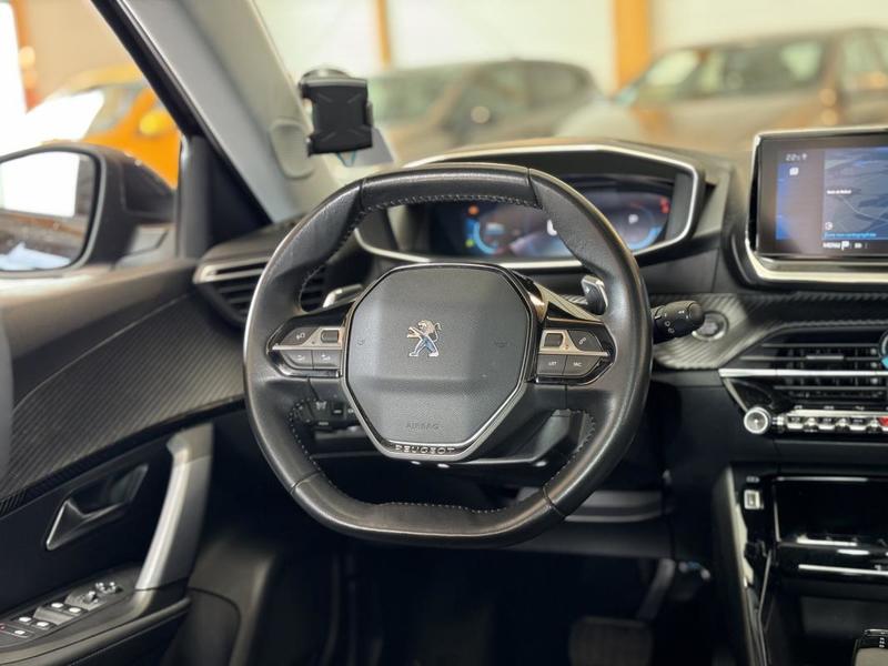 Peugeot 2008 1.2 Puretech - Allure Eat8 Full Black Suivi complet
