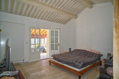 Propriété - 294 m² - 9 pièces