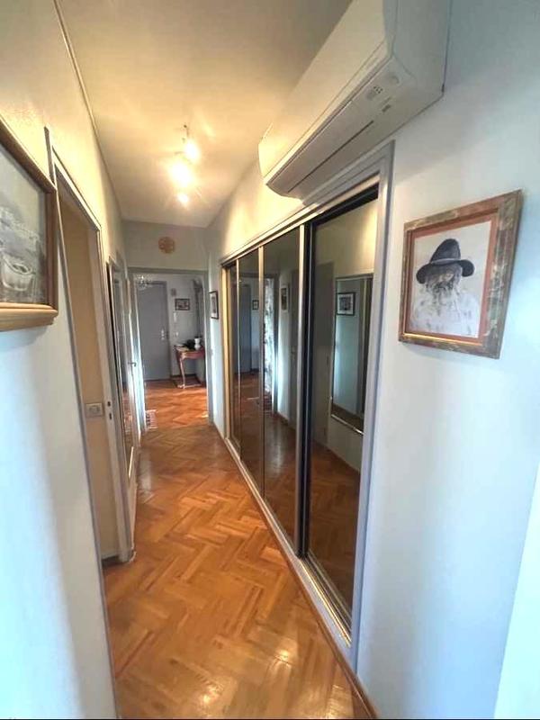 Appartement - 124 m² - 6 pièces
