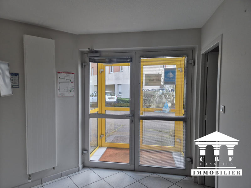 Local d'activités - 556 m² - 7 pièces