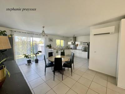 Maison - 73 m² - 3 pièces