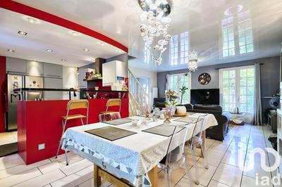 Maison - 135 m² - 6 pièces