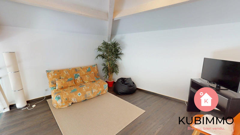 Maison - 177 m² - 7 pièces