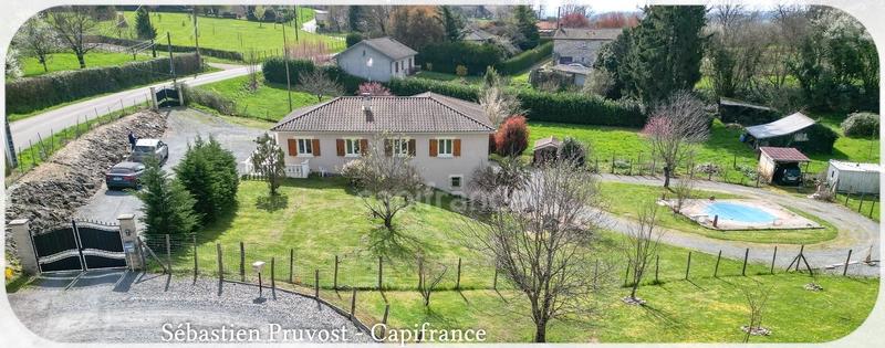 Maison - 177 m² - 8 pièces