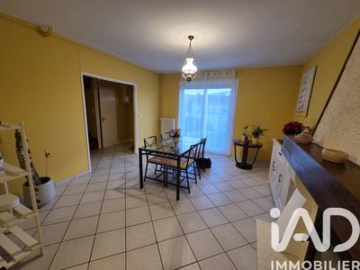 Maison - 110 m² - 7 pièces