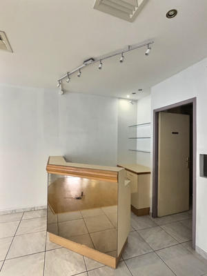 Local commercial - 93 m²