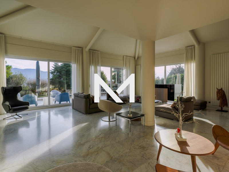 Villa - 212 m² - 6 pièces