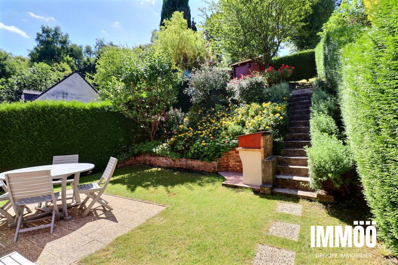 Maison - 93 m² - 4 pièces