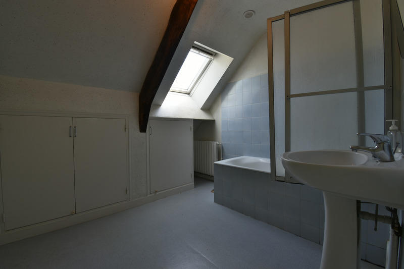 Propriété - 173 m² - 10 pièces