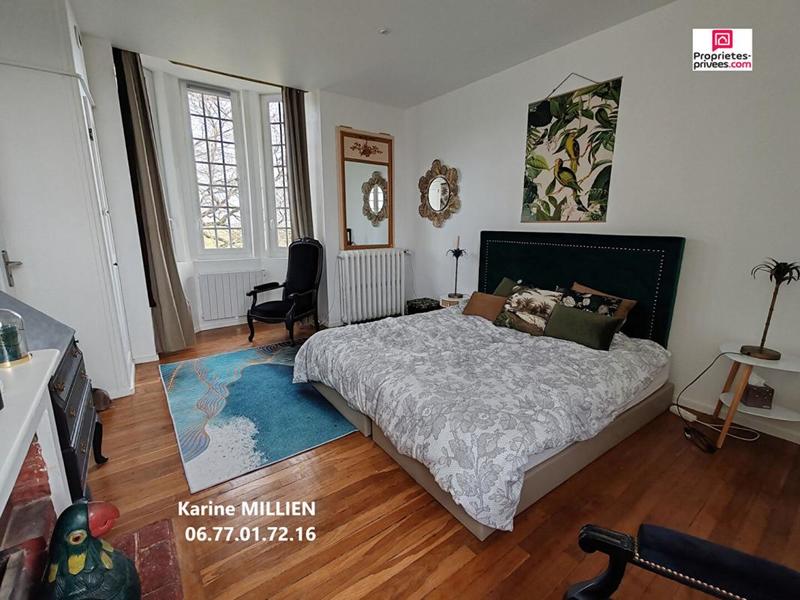 Maison - 400 m² - 13 pièces