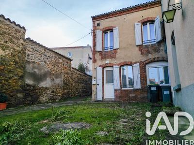 Maison de village - 64 m² - 5 pièces