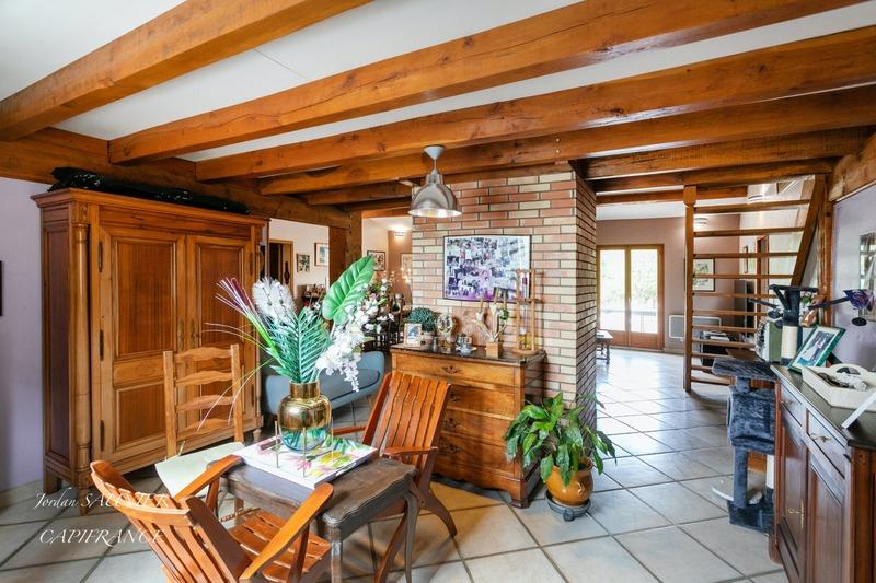 Propriété - 180 m² - 6 pièces