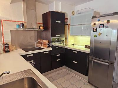 Appartement - 82 m² - 3 pièces