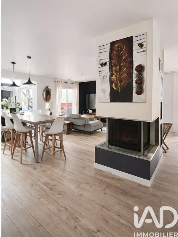 Maison - 139 m² - 5 pièces