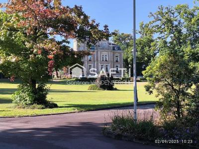 Local commercial - 130 m² - 3 pièces