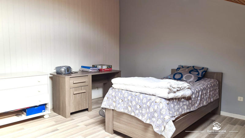 Villa - 196 m² - 8 pièces