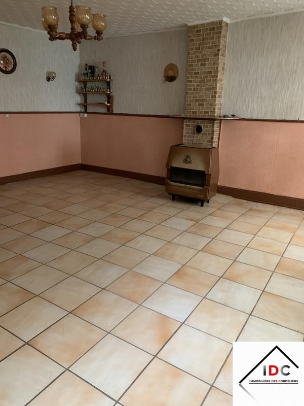 Maison - 172 m² - 6 pièces