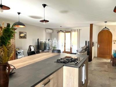 Maison - 126 m² - 7 pièces