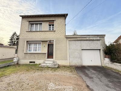 Maison - 96 m² - 5 pièces