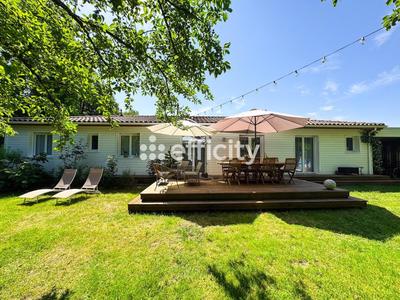 Maison - 130 m² - 6 pièces