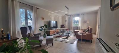 Maison - 151 m² - 6 pièces