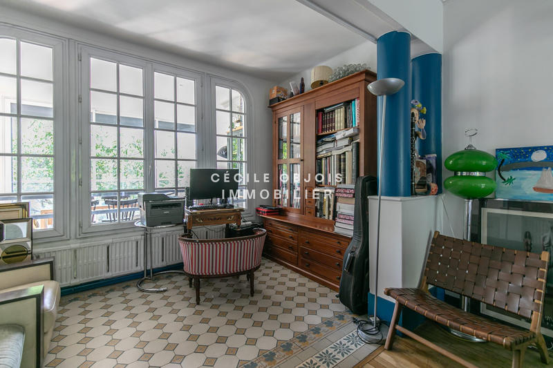 Maison - 224 m² - 10 pièces