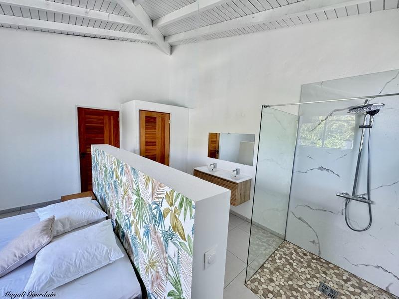 Propriété - 205 m² - 7 pièces