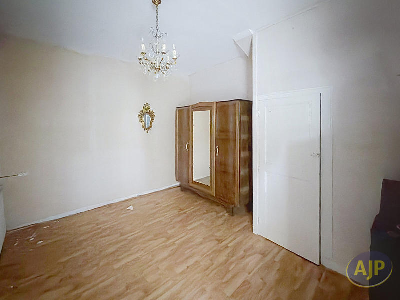 Maison - 121 m² - 6 pièces