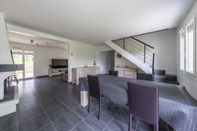 Maison - 165 m² - 7 pièces