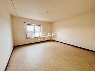 Maison - 96 m² - 5 pièces