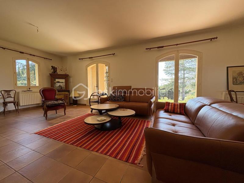 Villa - 180 m² - 7 pièces