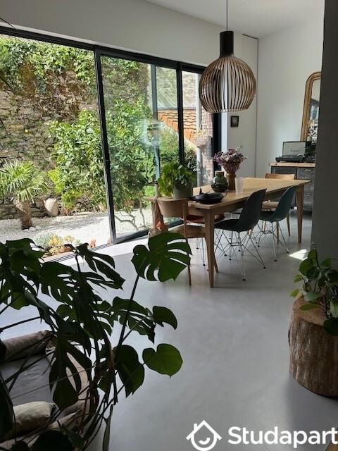 Chambre - 40 m² - 1 pièce