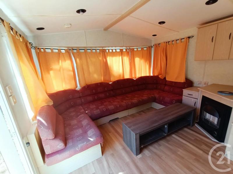 Château - 35 m² - 1 pièce