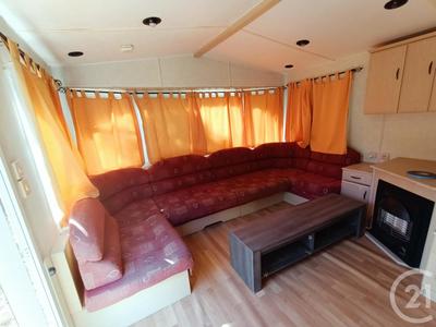 Château - 35 m² - 1 pièce