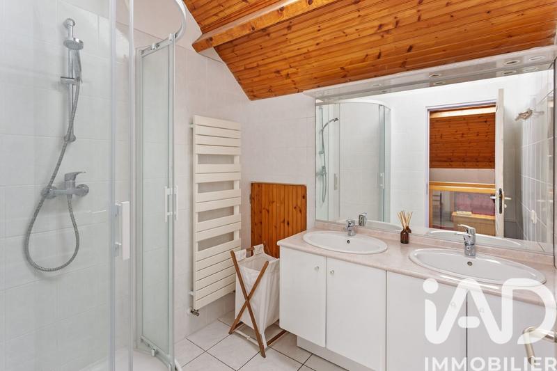 Maison - 152 m² - 7 pièces