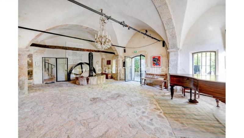 Moulin - 187 m² - 4 pièces