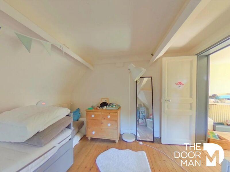 Maison - 150 m² - 9 pièces