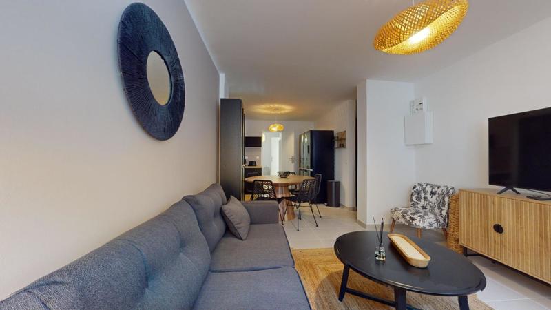 Maison - 92 m² - 6 pièces