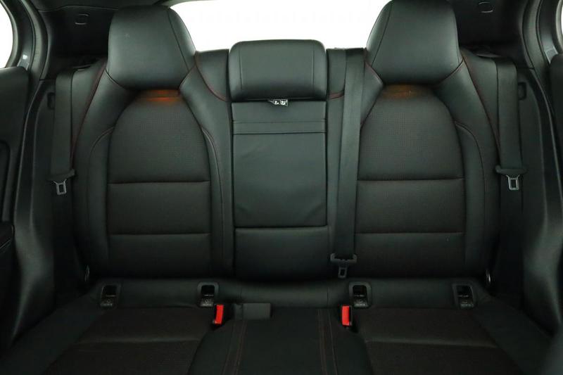 Mercedes Gla 220 d Fascination 4Matic 7g-Dct 177 ch