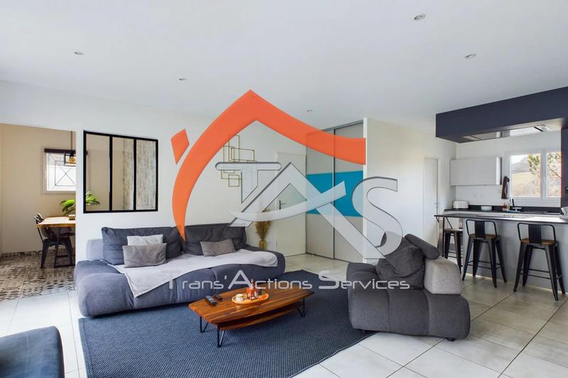 Maison - 100 m² - 5 pièces