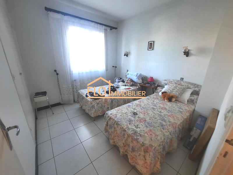 Maison - 180 m² - 8 pièces