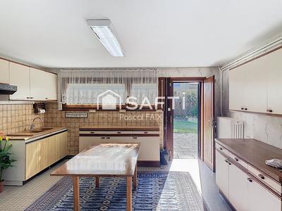 Maison - 145 m² - 7 pièces