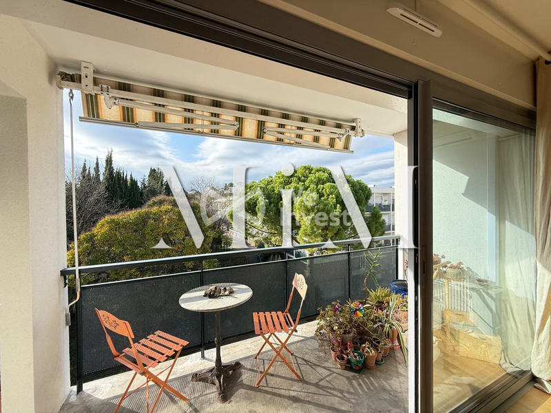 Appartement - 90 m² - 4 pièces