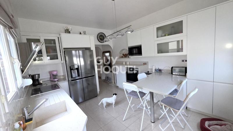 Maison - 110 m² - 4 pièces