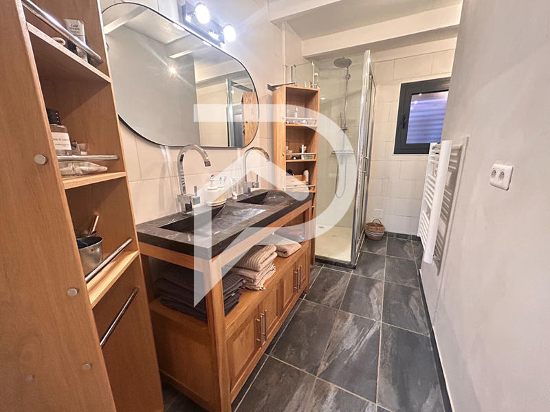 Maison - 137 m² - 4 pièces