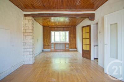 Pavillon - 137 m² - 7 pièces