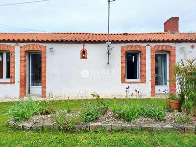 Maison - 96 m² - 4 pièces