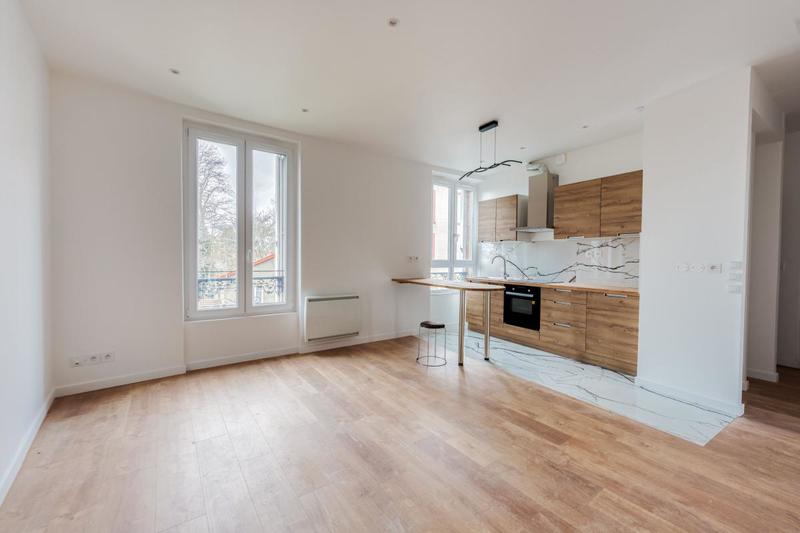 Immeuble - 573 m² - 25 pièces